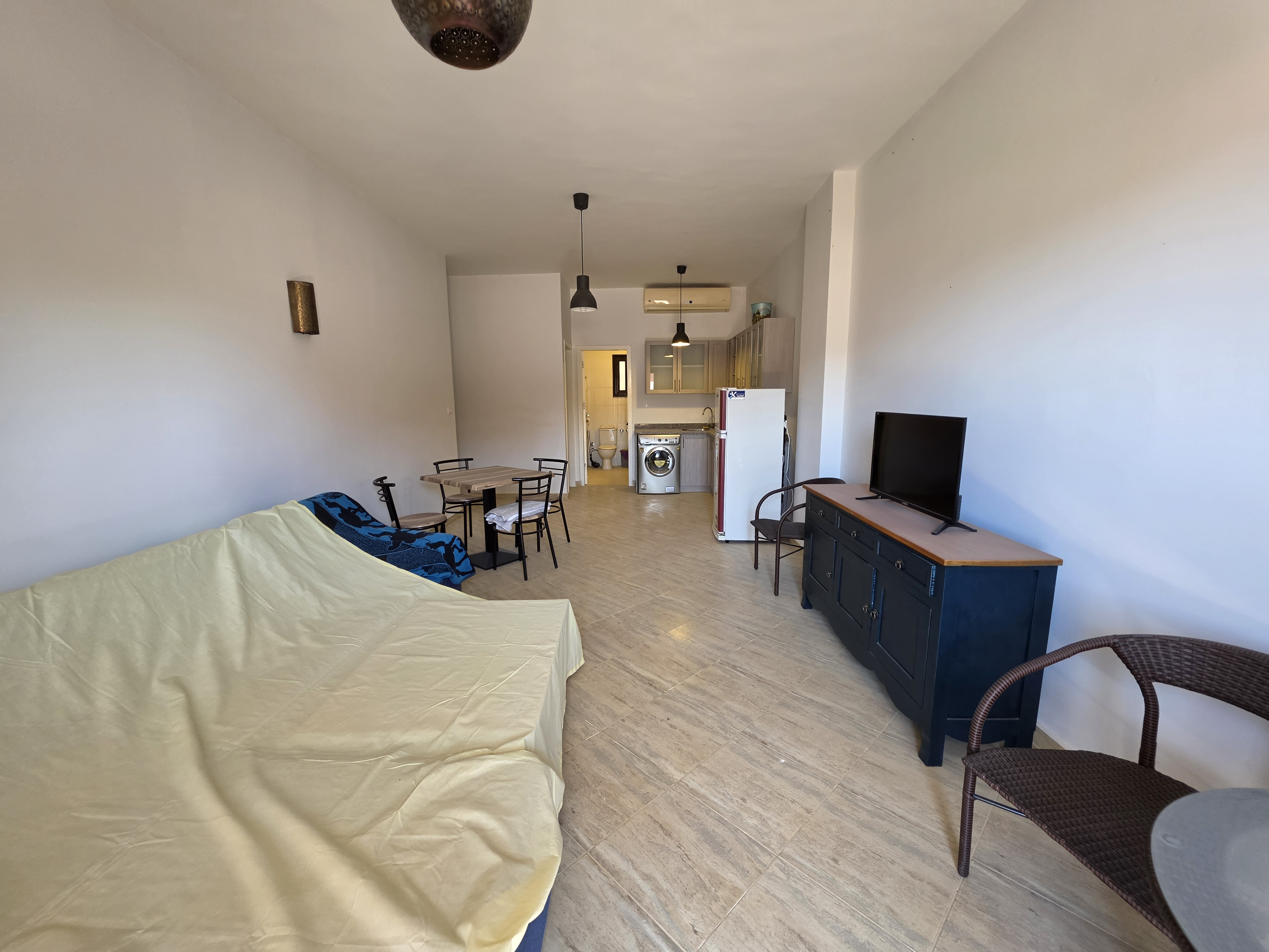 Bezugsfertiges möbliertes 1-Schlafzimmer-Apartment in Turtles Beach