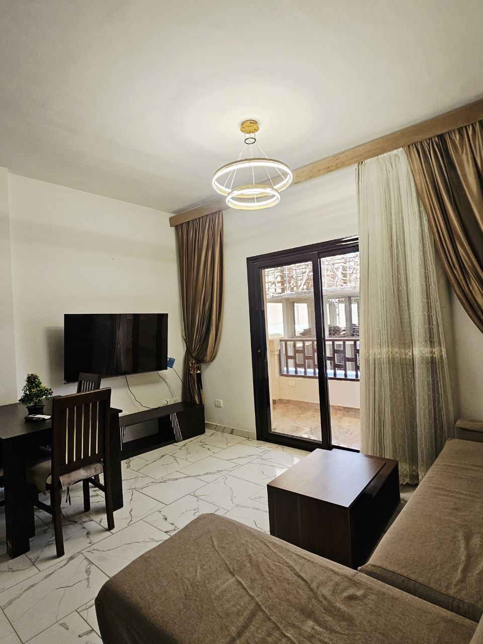Bright First-Floor Sea & Pool View 1-bedroom apartment